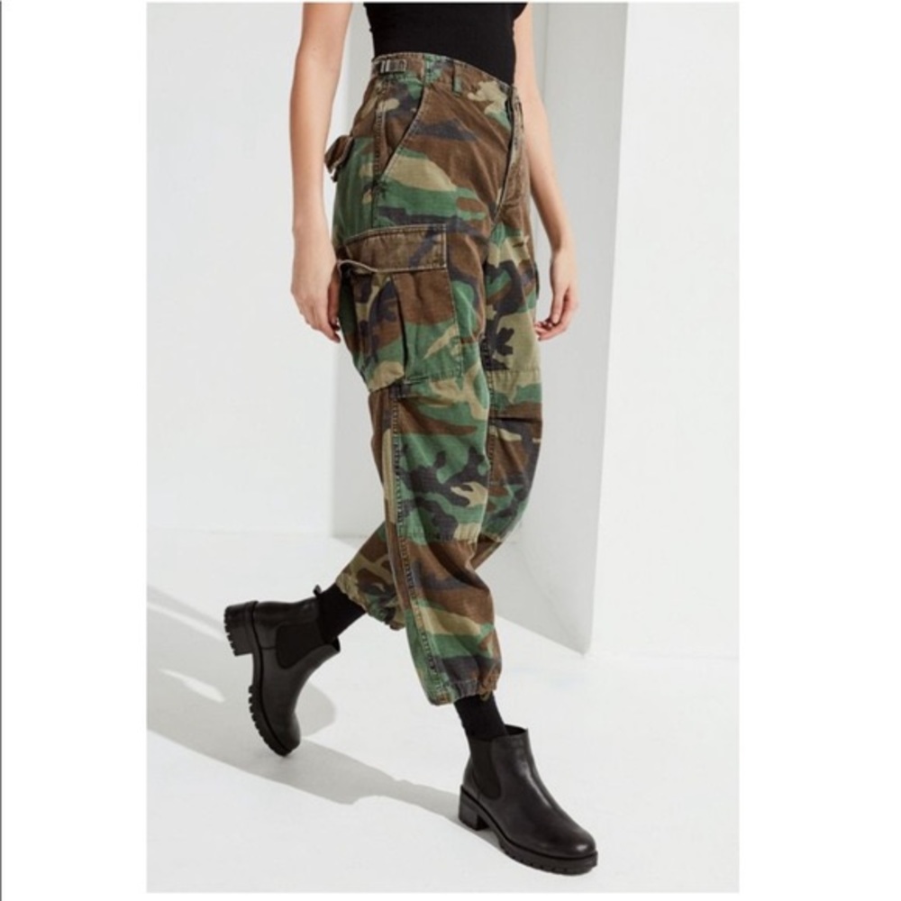 Urban renewal camo pants